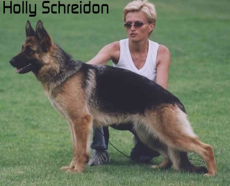 V 1 Holly Schreidon